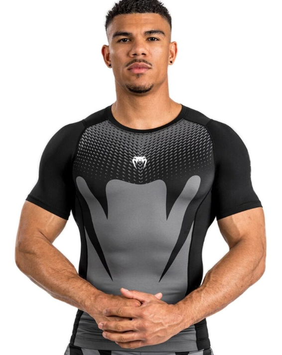Venum Attack Rashguard - Black